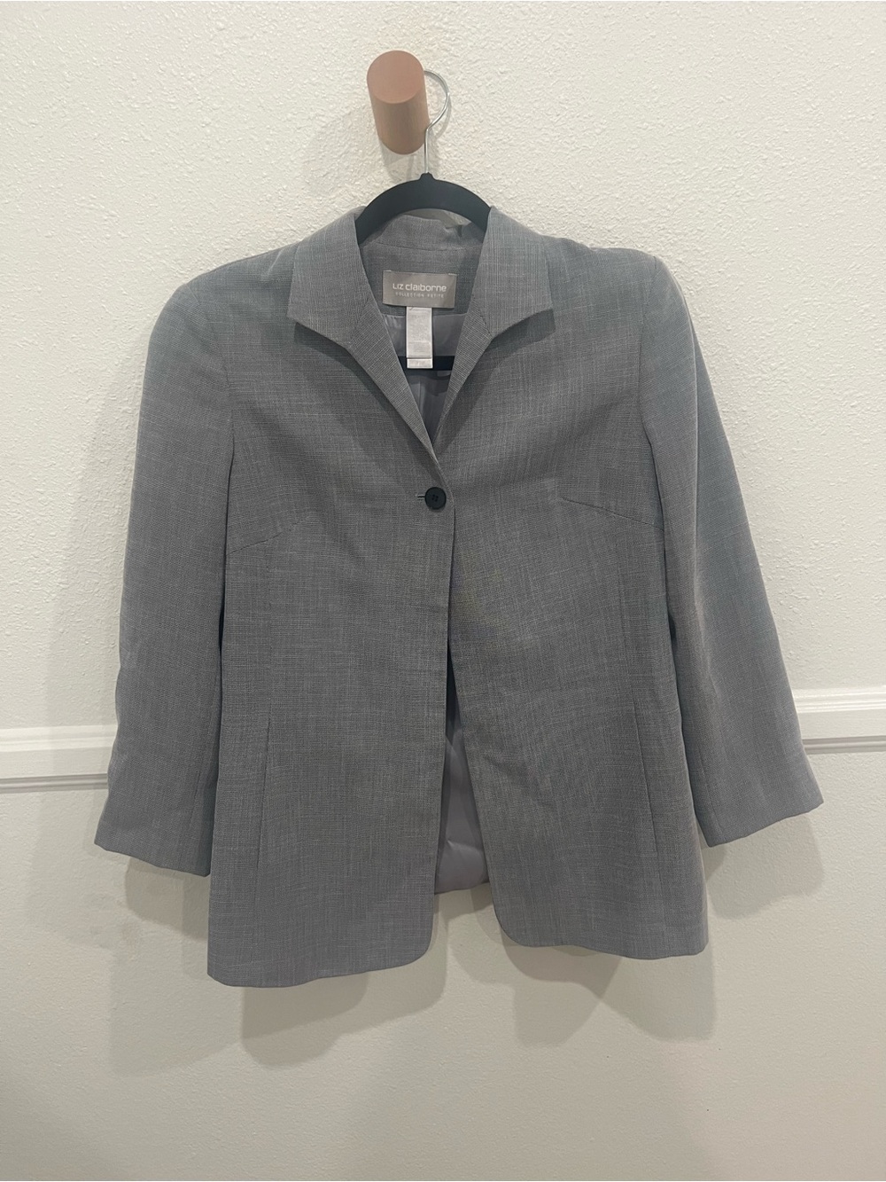 Liz Claiborne Women’s Gray Single-Button Blazer Jacket- Size Petite 10